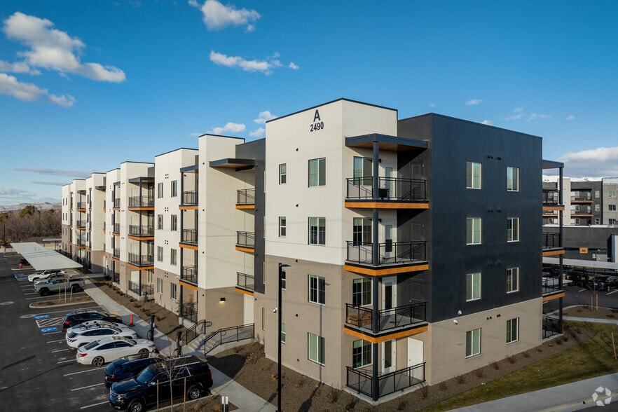 More Photos Of 2552 E Gowen Rd, Boise Apartments For Sale