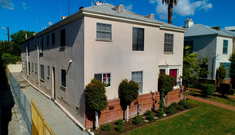 More Photos Of 707-709 Crenshaw Blvd, Los Angeles Apartments For Sale