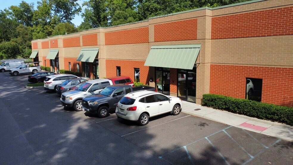 More Photos Of 2010-2048 Exploration Way, Hampton Light Distribution For Lease