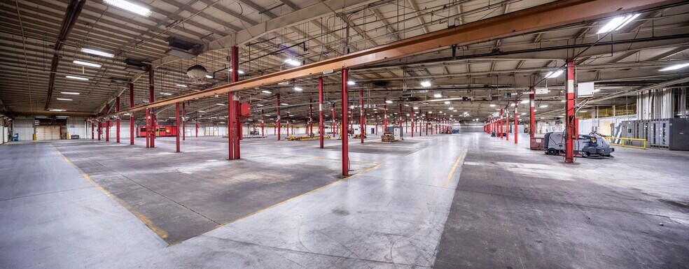 More Photos Of 431 E Division St, Wautoma Industrial For Sale