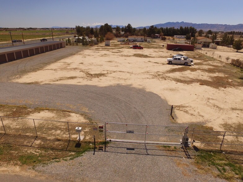 More Photos Of 521 Fairbanks St, Pahrump Self Storage For Sale