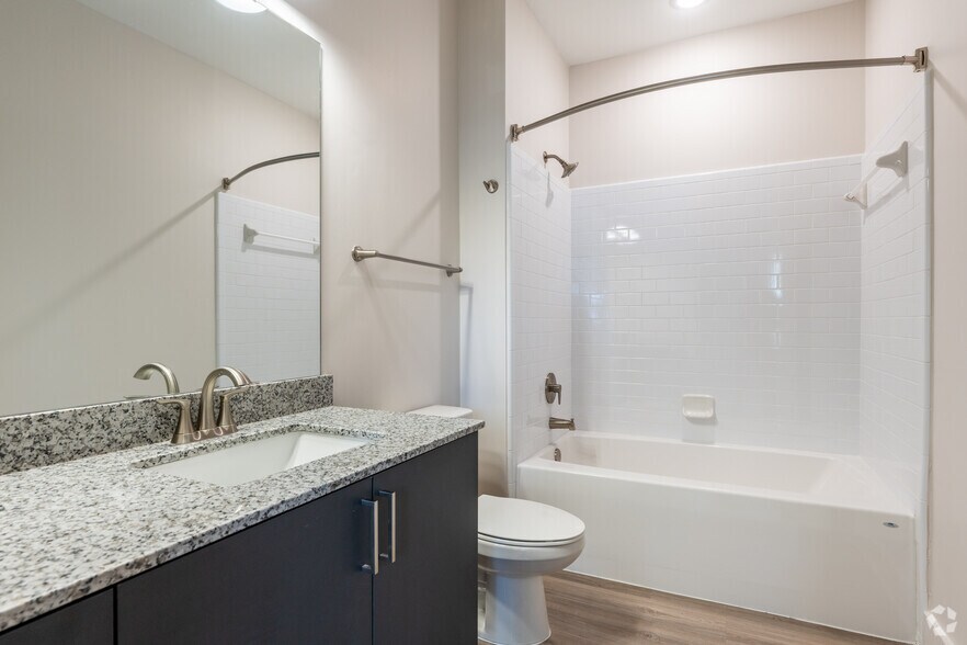 More Photos Of 12801 Lucks Ln, Midlothian Apartments For Sale