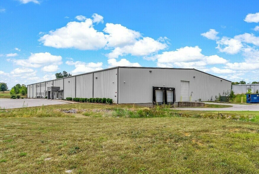 More Photos Of 323 Mitch McConnell Way, Bowling Green Distribution For Lease