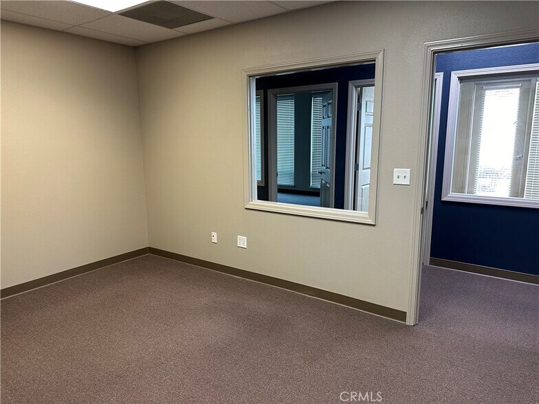 More Photos Of 2580 Sierra Sunrise Ter, Chico Office For Sale