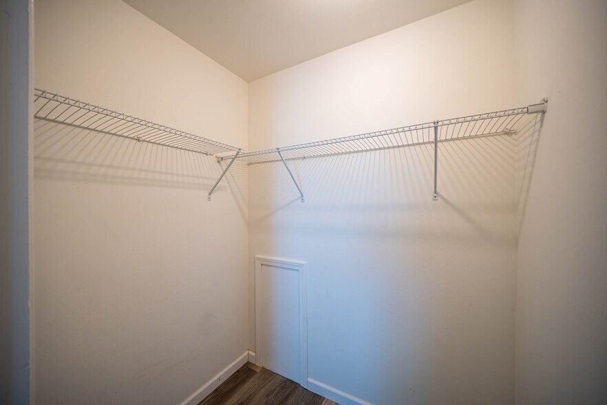 More Photos Of 5510 Beavercrest Dr, Lorain Apartments For Sale