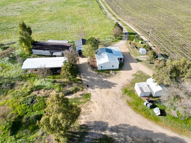 More Photos Of 3980 Linne Rd, Paso Robles Land For Sale