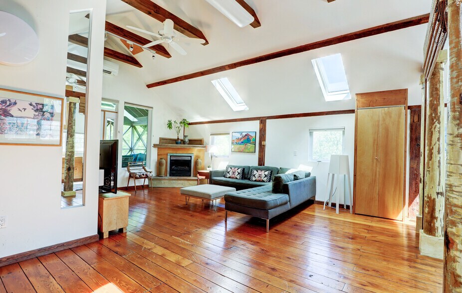 More Photos Of 1300 State Route 213, High Falls Restaurant For Sale