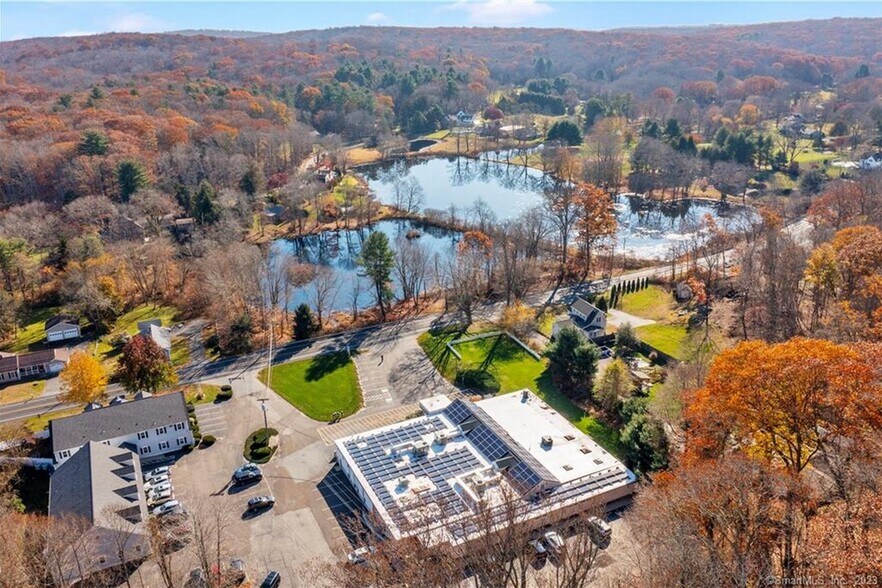 More Photos Of 192 Westbrook Rd, Essex Office For Sale