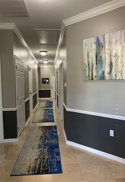 More Photos Of 6922 Linebaugh Ave, Tampa Medical For Lease
