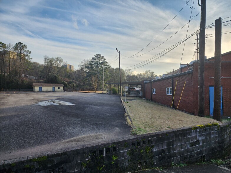 More Photos Of 301 21st Ave S, Birmingham Schools For Sale