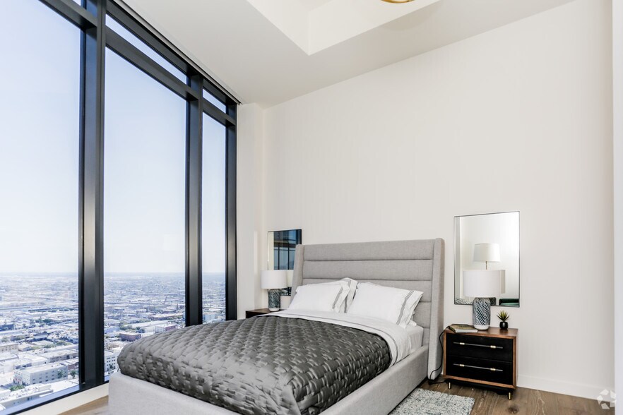 More Photos Of 1200 S Figueroa St, Los Angeles Apartments For Lease