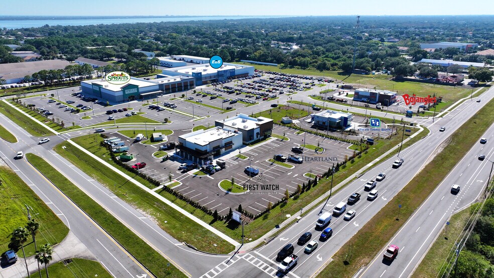 More Photos Of 5183 N Wickham Rd, Melbourne Restaurant For Lease