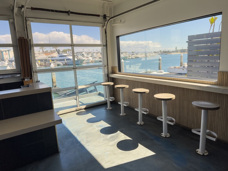 More Photos Of 2406 Newport Blvd, Newport Beach Restaurant For Lease