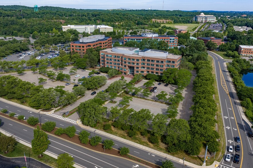 More Photos Of 300 Crown Colony Dr, Quincy Medical For Lease