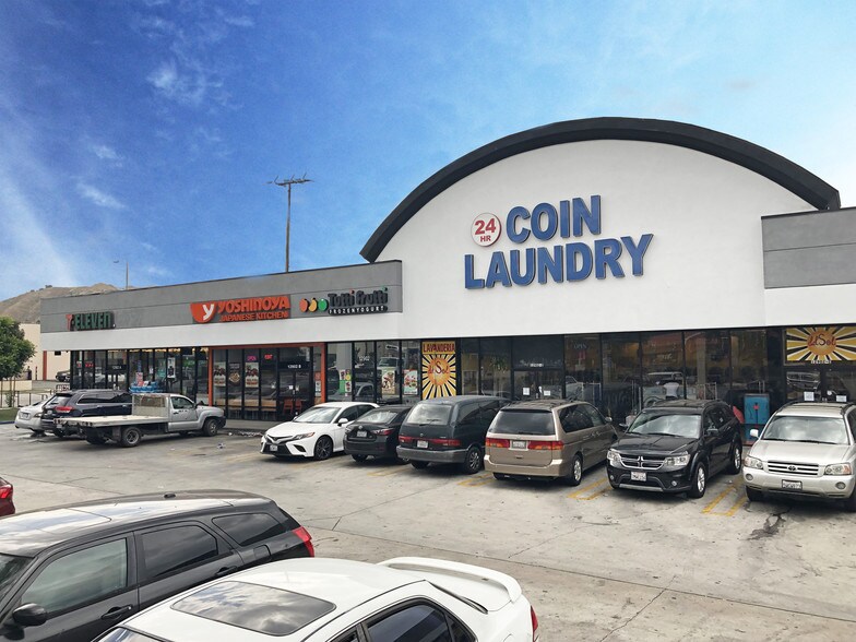 Primary Photo Of 12900-12902 Foothill Blvd, Sylmar Storefront For Lease