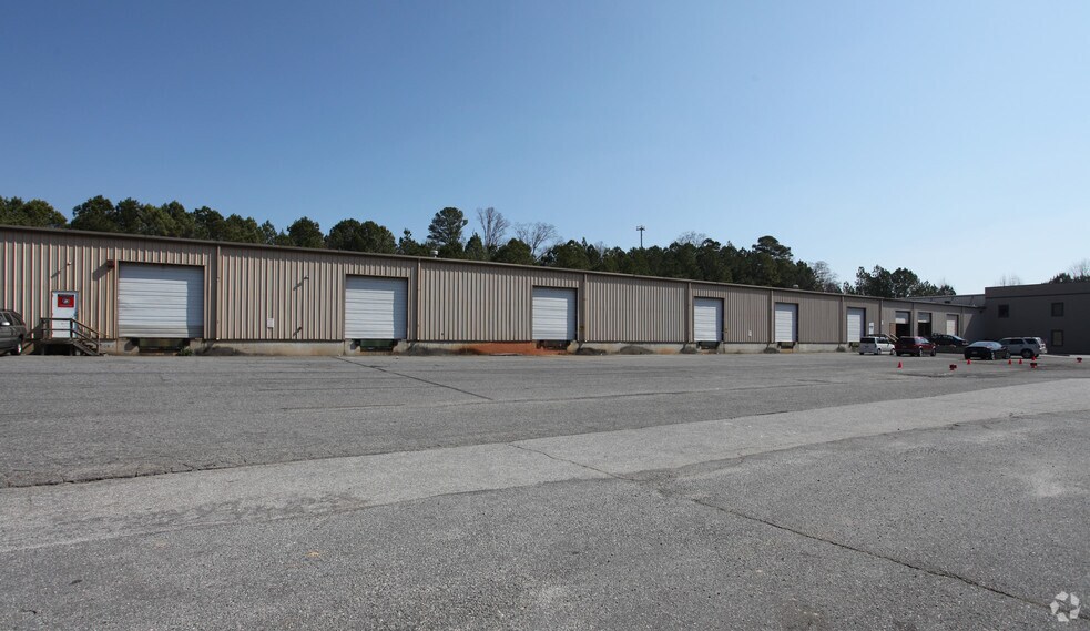 More Photos Of 1350 Tidwell Dr, Alpharetta Office For Lease