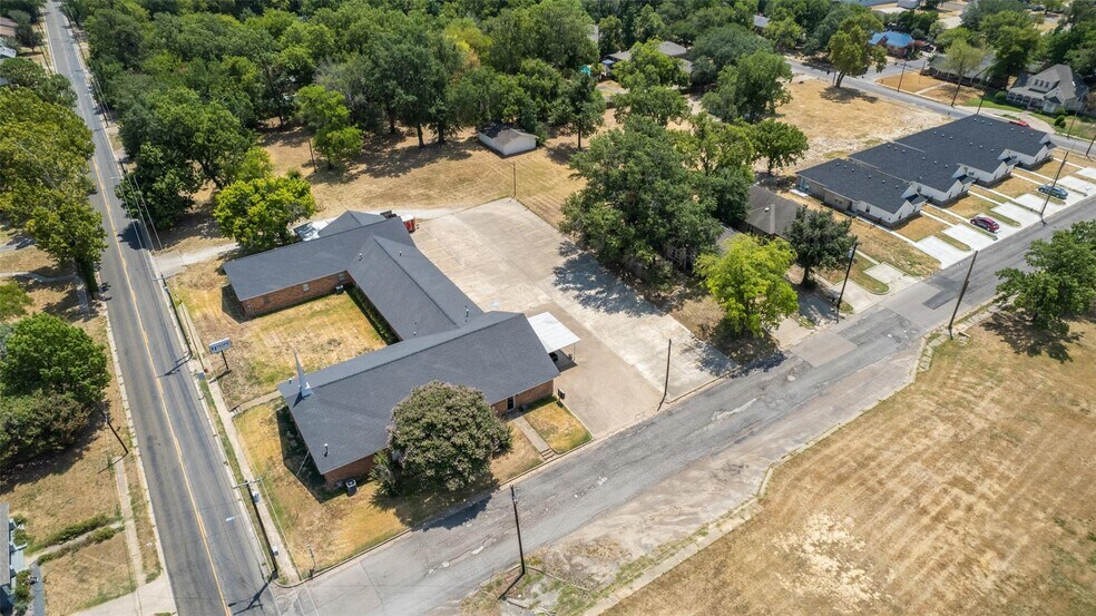 More Photos Of 434 Jefferson St E, Sulphur Springs Religious Facility For Sale