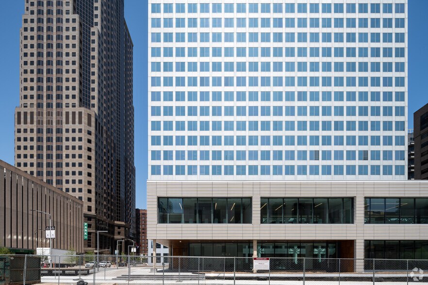 More Photos Of 100 N Broadway, Saint Louis Office For Lease