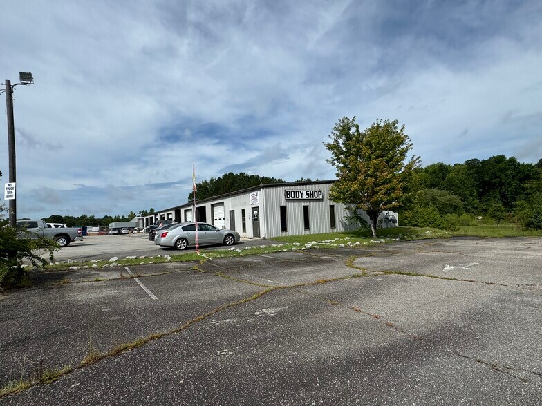 More Photos Of 1708 E Broad Ave, Rockingham Freestanding For Sale