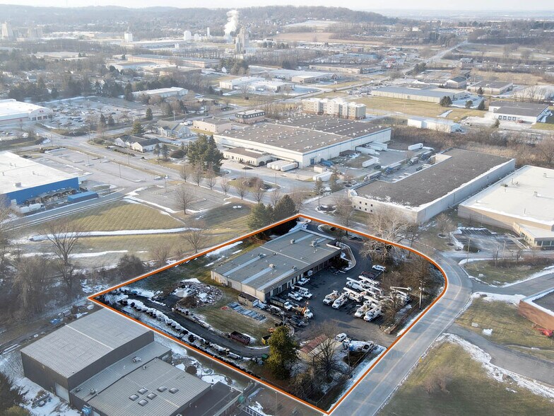 More Photos Of 3040 Industry Dr, Lancaster Flex For Sale