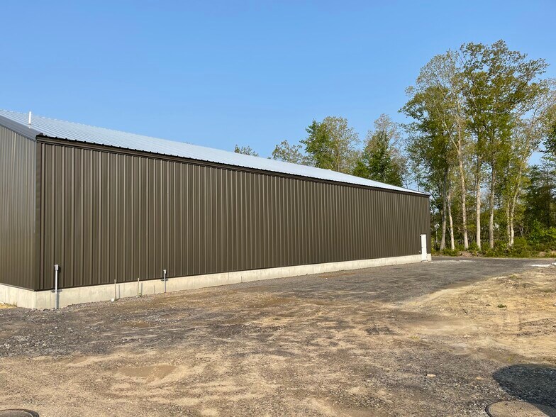 More Photos Of 500 Portland St, Berwick Industrial For Sale