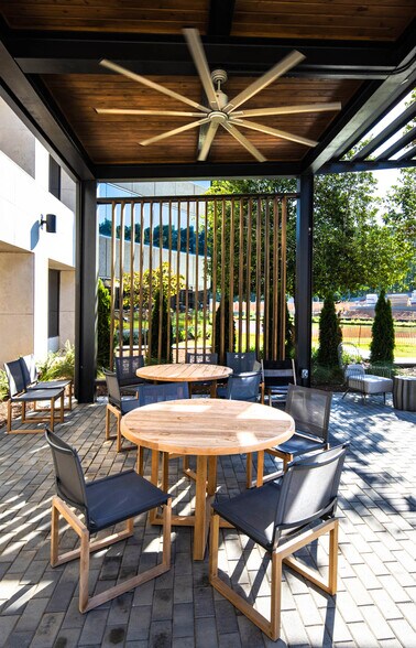 More Photos Of 5511 Capital Center Dr, Raleigh Office For Lease