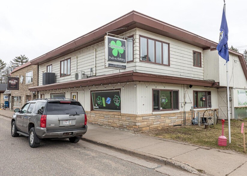 Primary Photo Of 7235 Bradley St, Lake Tomahawk Restaurant For Sale