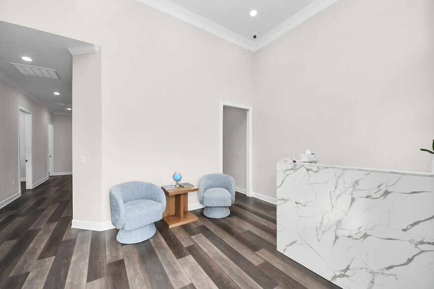 More Photos Of 2035 N Mason Rd, Katy Medical For Lease