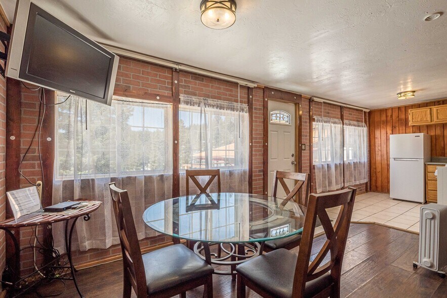 More Photos Of 21221 Baron Lake Dr, Cedaredge Hotel For Sale