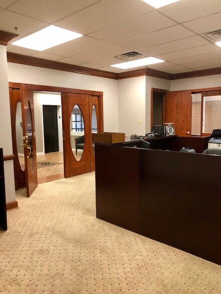 More Photos Of 1201 3rd St, Alexandria Office For Sale