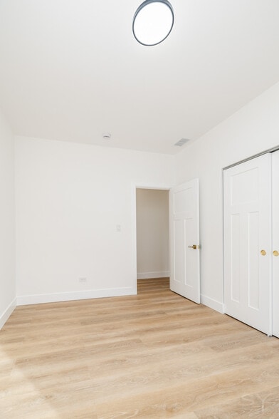 More Photos Of 2655 W 21st St, Chicago Apartments For Sale