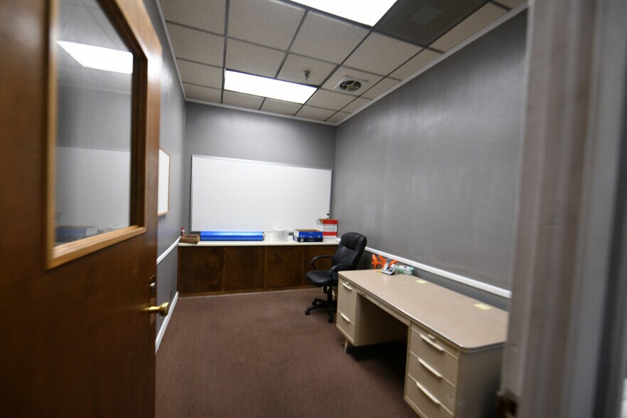 More Photos Of 4730 Ninety Six Hwy, Ninety Six Distribution For Sale