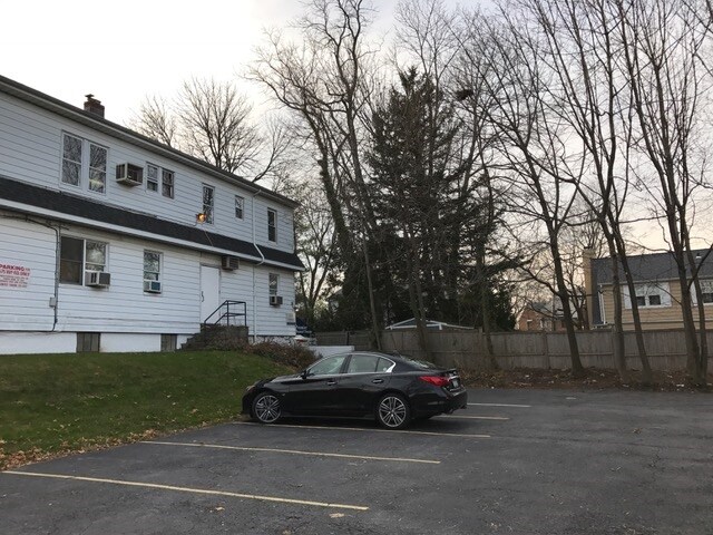 More Photos Of 575 White Plains Rd, Eastchester Office For Lease