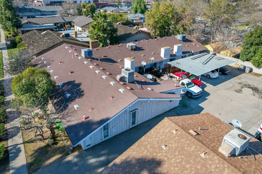 More Photos Of 464 E Calimyrna Ave, Fresno Apartments For Sale