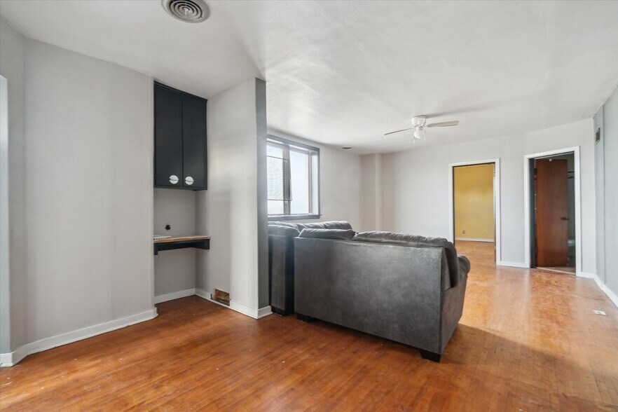 More Photos Of 107 Baker St, Waunakee Storefront Retail Office For Sale