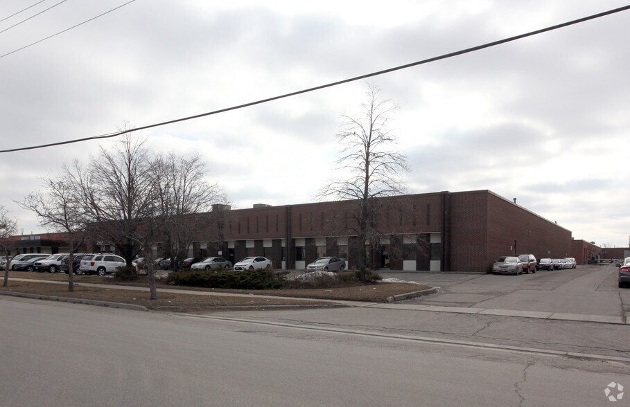More Photos Of 2420 Anson Dr, Mississauga Warehouse For Lease
