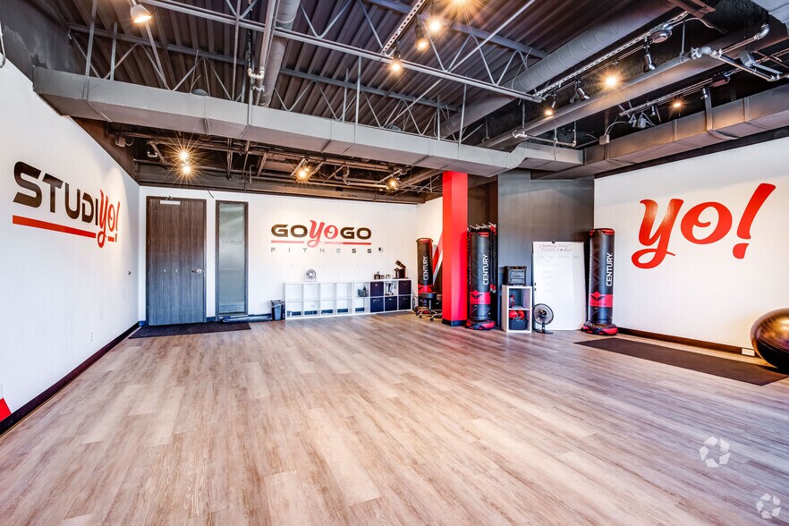 More Photos Of 14525 Hwy 7, Minnetonka Medical For Lease