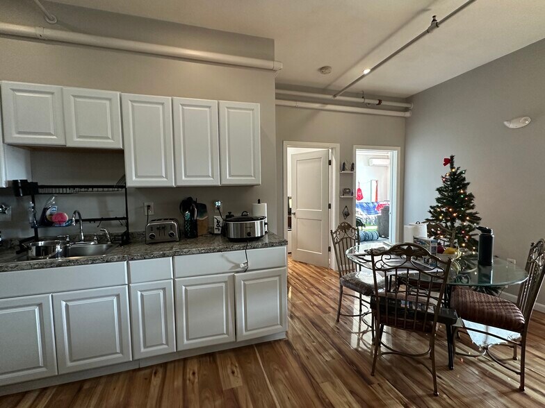 More Photos Of 175 Main St, Webster Restaurant For Sale