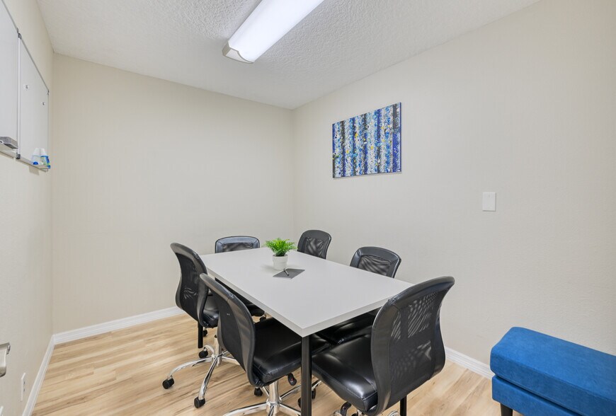 More Photos Of 1824 Blanding Blvd, Jacksonville Medical For Sale
