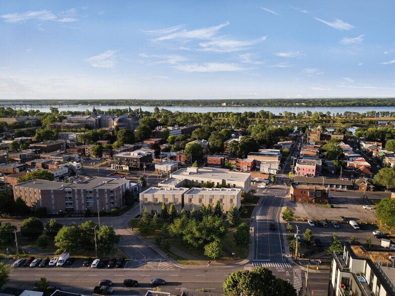 More Photos Of 1754 Rue Notre-Dame, Lachine Apartments For Lease