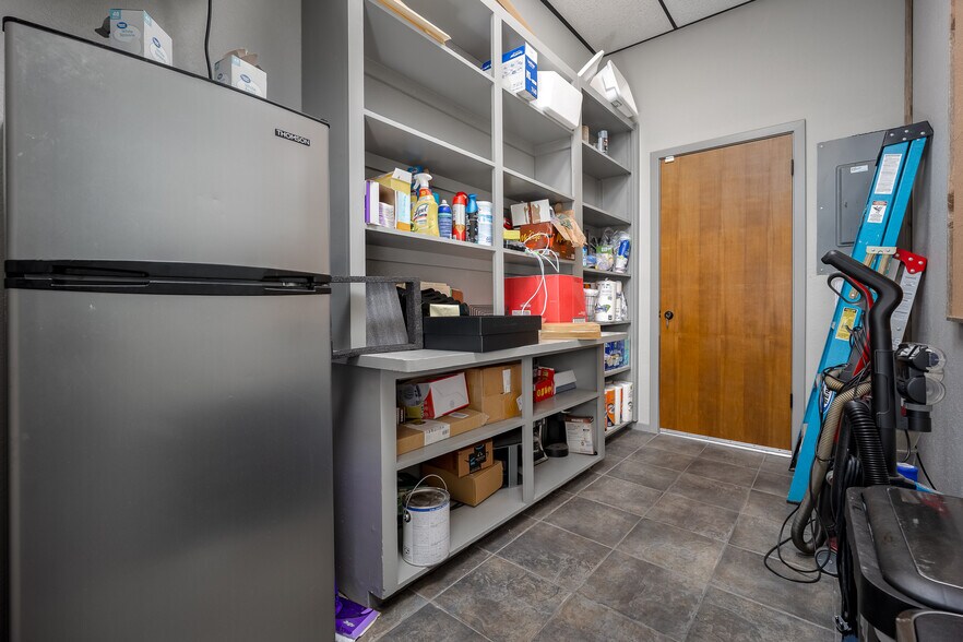 More Photos Of 2845 Broce Dr, Norman Office For Sale