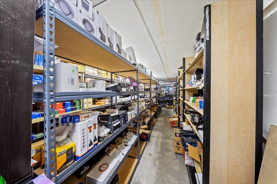 More Photos Of 292 El Camino Real, San Bruno Storefront For Sale