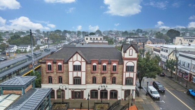 More Photos Of 131 N Broadway, South Amboy General Retail For Sale