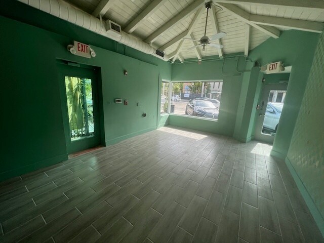 More Photos Of 7613-7617 Biscayne Blvd, Miami Storefront Retail Office For Lease