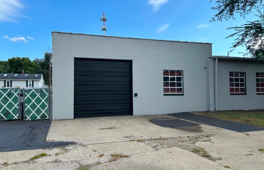 More Photos Of 535 E Dixie Dr, Dayton Warehouse For Lease