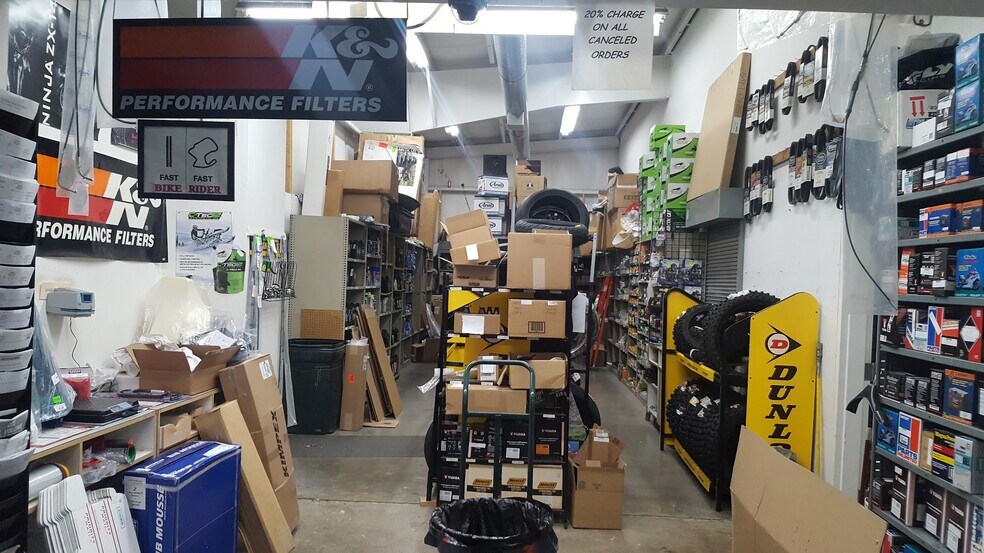 More Photos Of 5512 Route 9w, Marlboro Auto Dealership For Sale