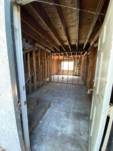 More Photos Of 158 E Sacramento St, Altadena Multifamily For Sale