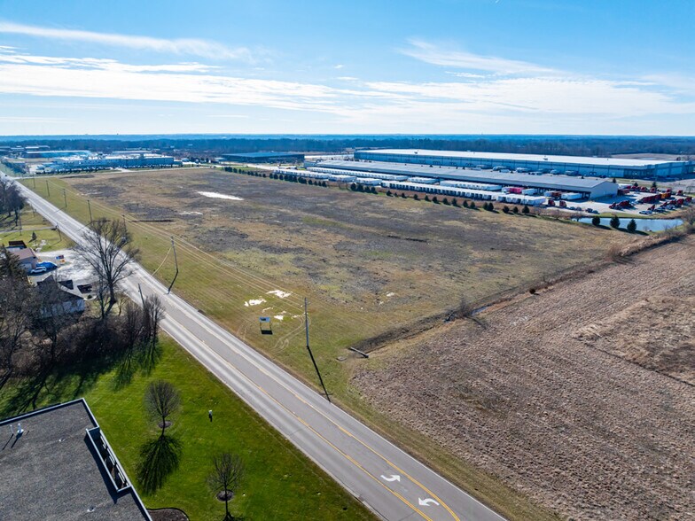 More Photos Of 9085 Peters Pike, Vandalia Distribution For Lease