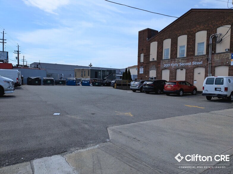 More Photos Of 2001 42nd St, North Bergen Manufacturing For Lease