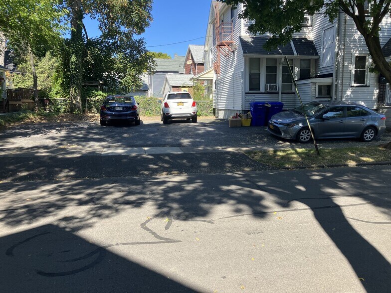 More Photos Of 49 Cambridge St, Rochester Apartments For Sale